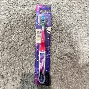 Oral-B CrossAction Kids Toothbrush Color Changing Purple NEW